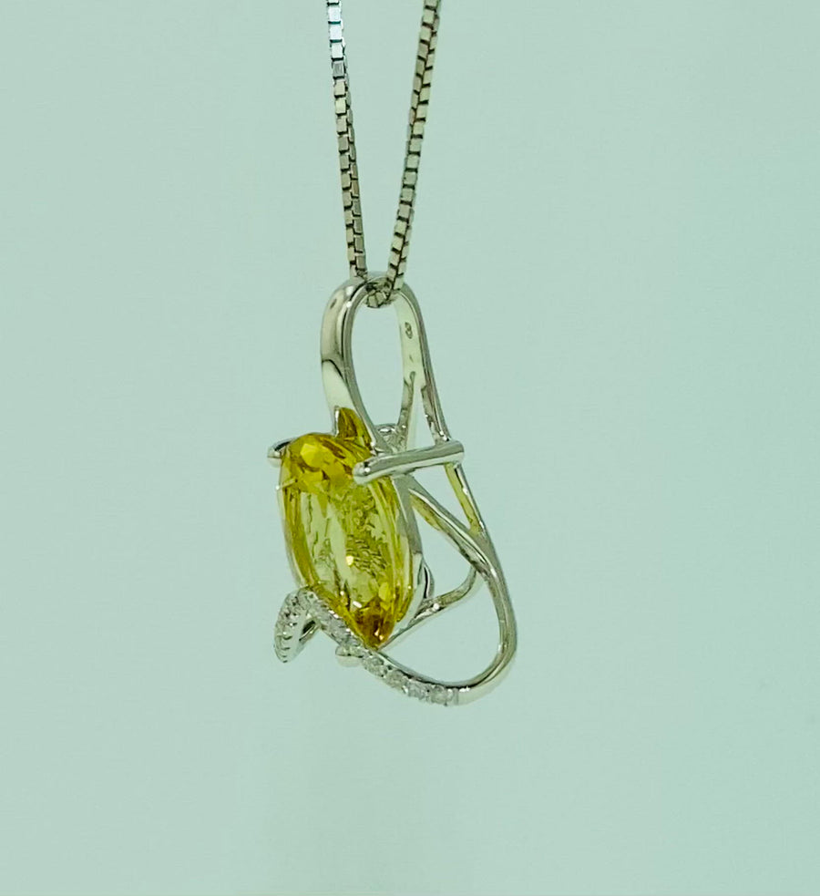 Ribbon Pendant - White Gold