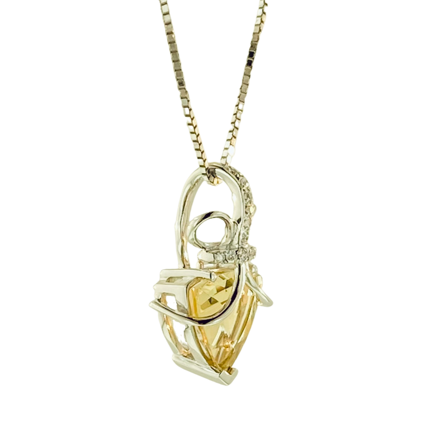 Trillion Pendant - White Gold