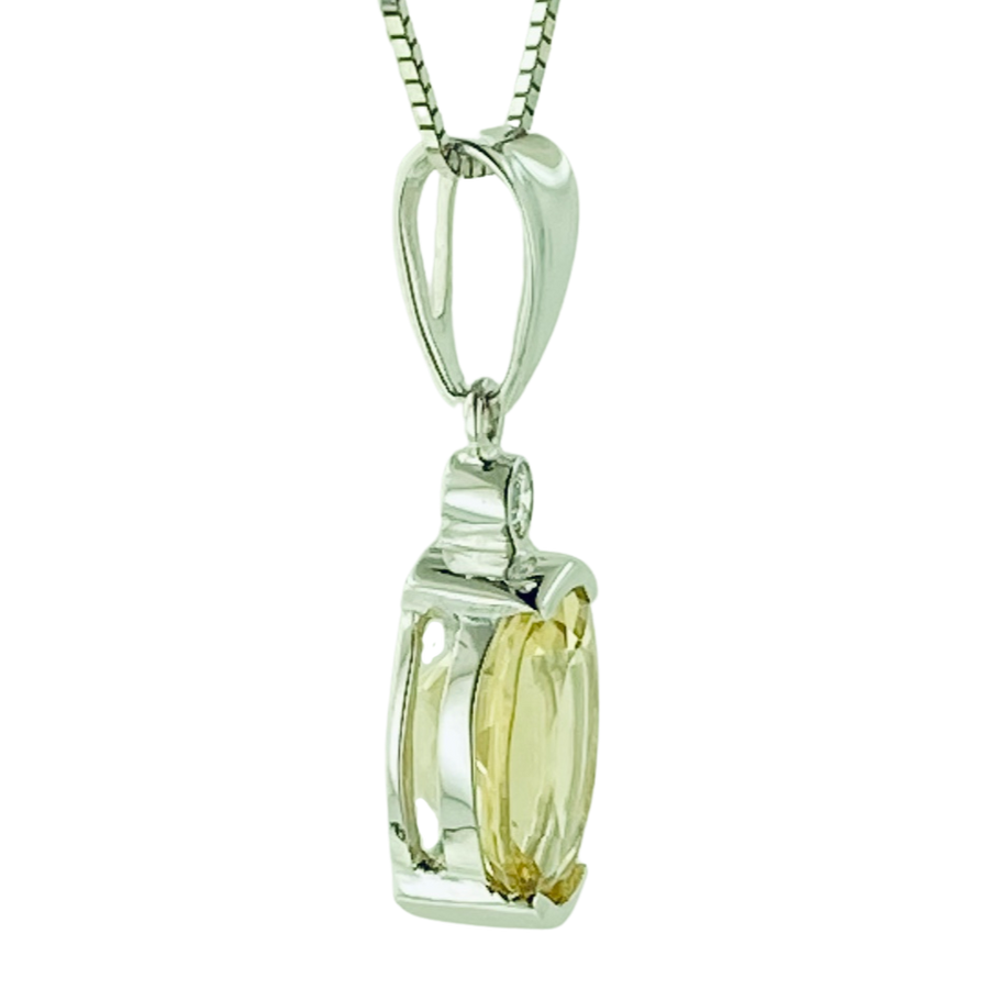 Oval Pendant - White Gold