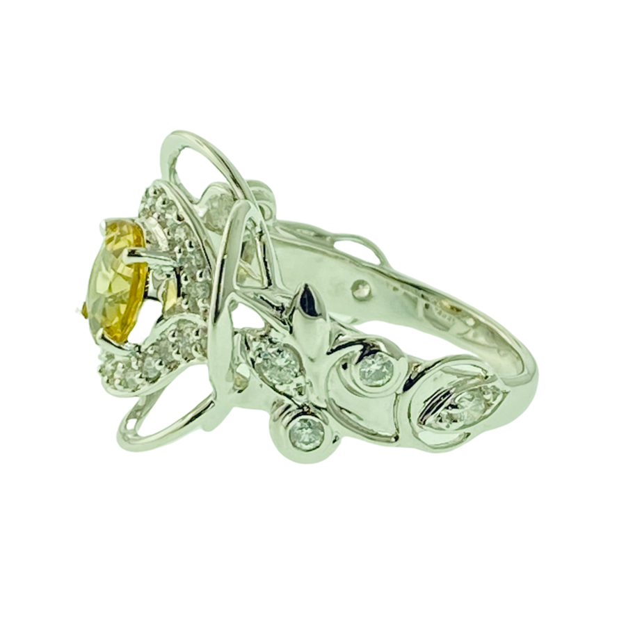 Round Ring Leaf Design - White Gold