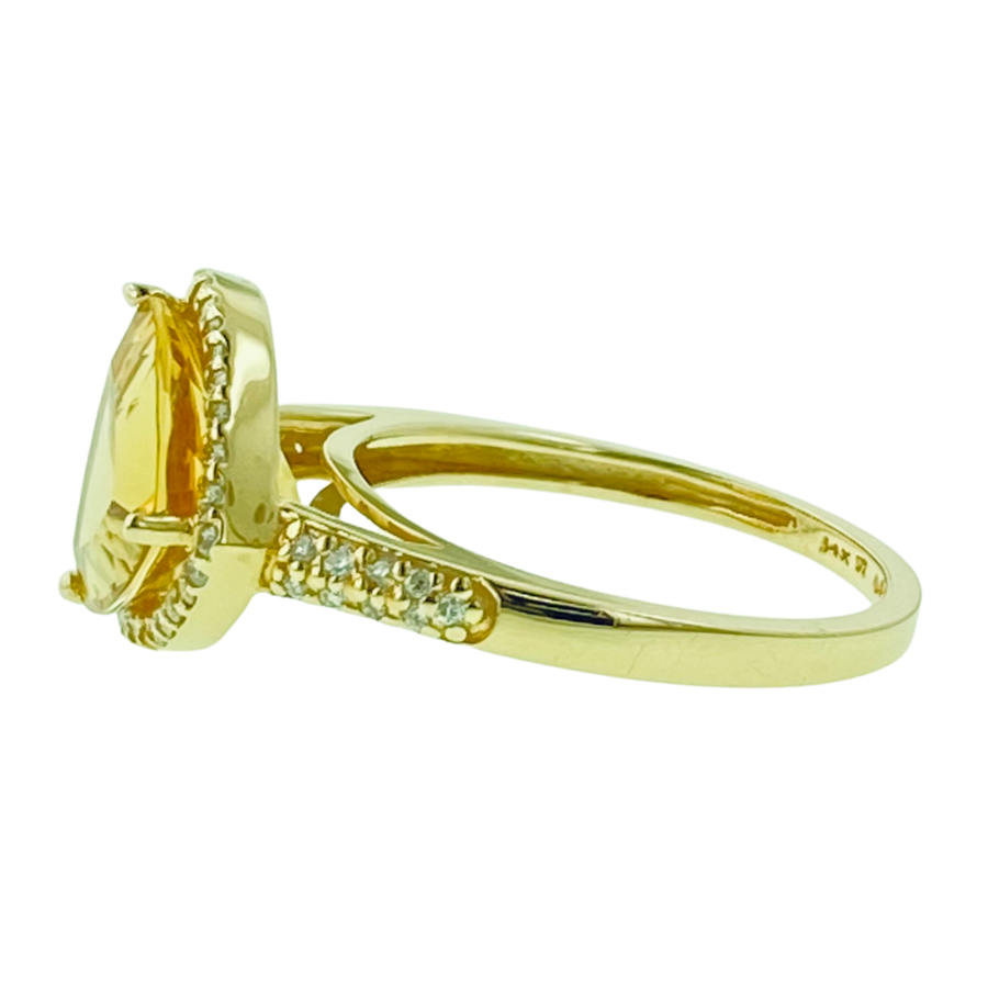 Trillion Ring - Yellow Gold