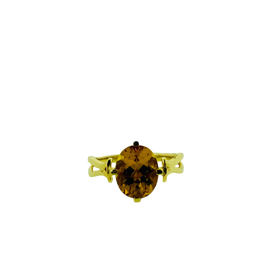 Oval Solitaire Ring - Yellow Gold