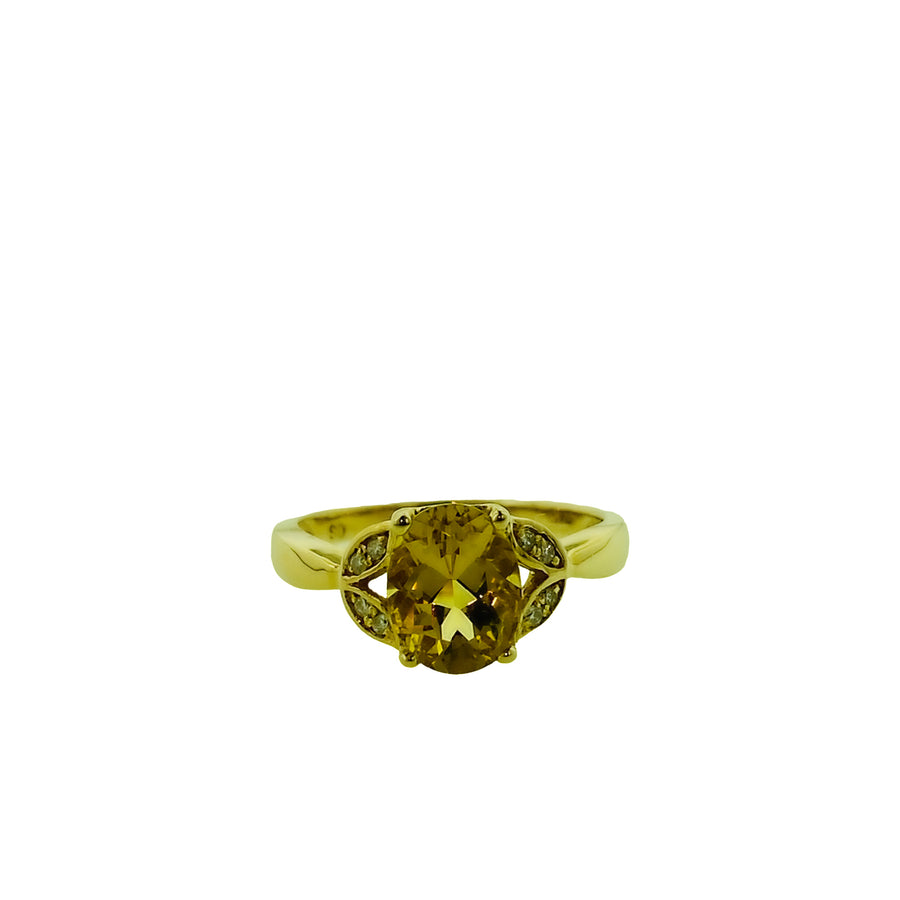 Oval Ring - Yellow Gold