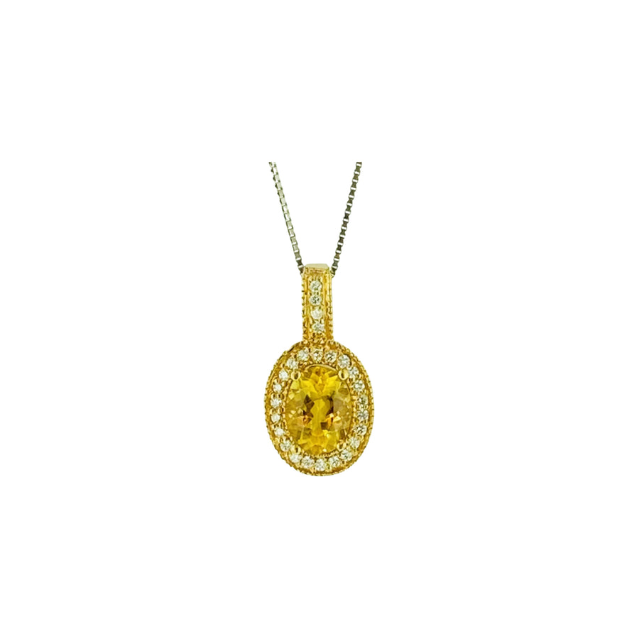 Oval Pendant in Yellow Gold